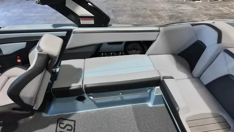 Slide: The Image of MasterCraft XStarS 2024 - 65