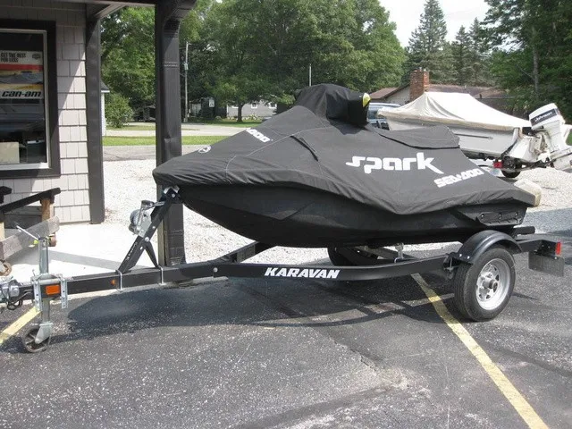 Slide: The Image of Sea-Doo Spark® 2-up Rotax® 900 ACE™ - 90 IBR & C 2021 - 7