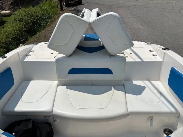 Slide: The Image of Chaparral 19 H2O Sport 2018 - 10