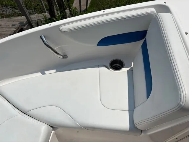 Slide: The Image of Chaparral 19 H2O Sport 2018 - 17