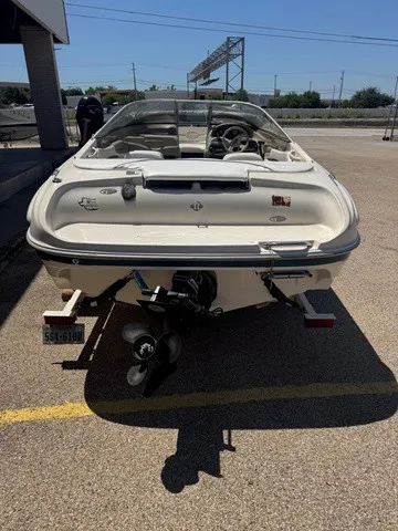 Slide: The Image of Bayliner 1850 Capri Br 2000 - 5