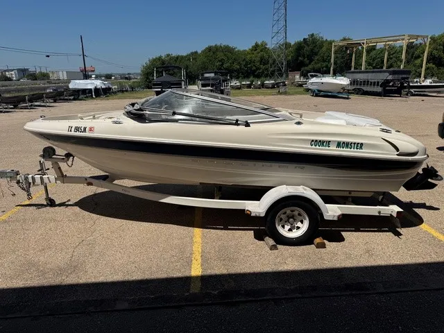 Slide: The Image of Bayliner 1850 Capri Br 2000 - 3