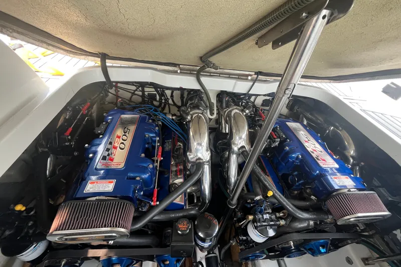 Slide: The Image of Twin engines in a 2006 Formula 370 Super Sport boat, showcasing powerful performance. - 10