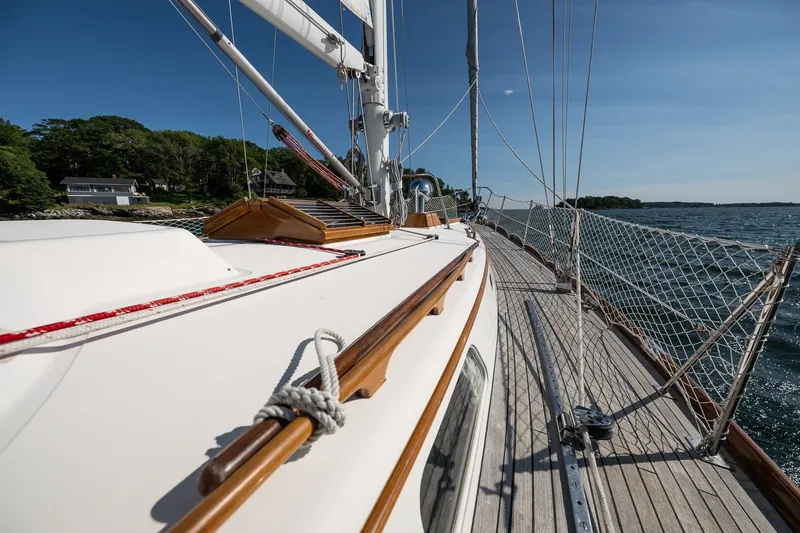 Slide: The Image of Hinckley Sou'wester 42 MKII sailboat deck, 1995 model, cruising on a sunny day. - 44