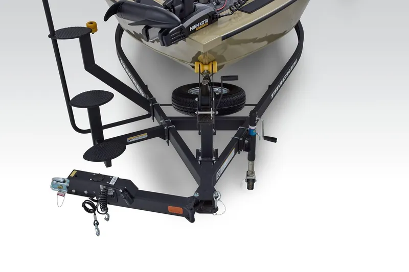 Slide: The Image of Tracker Targa V-19 Combo 2026 - 50
