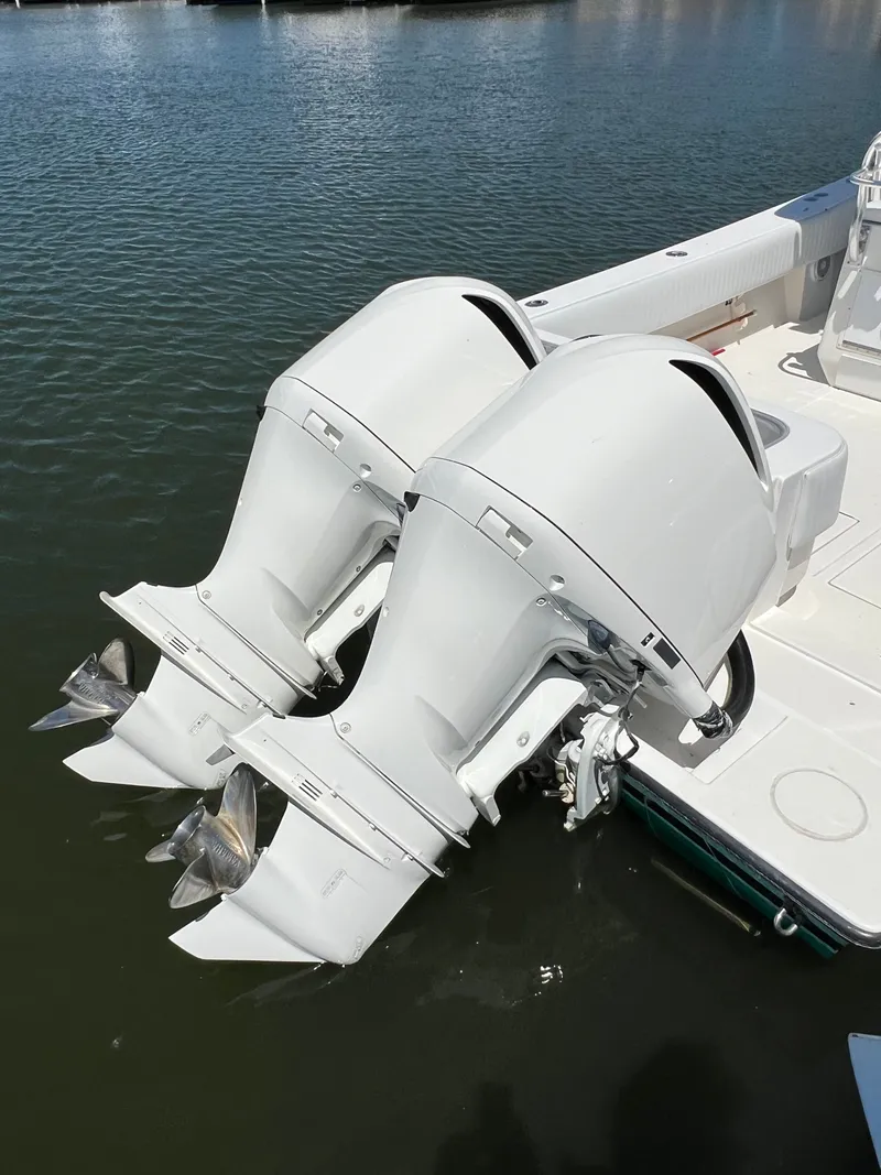 Slide: The Image of Yamaha 300's - 6
