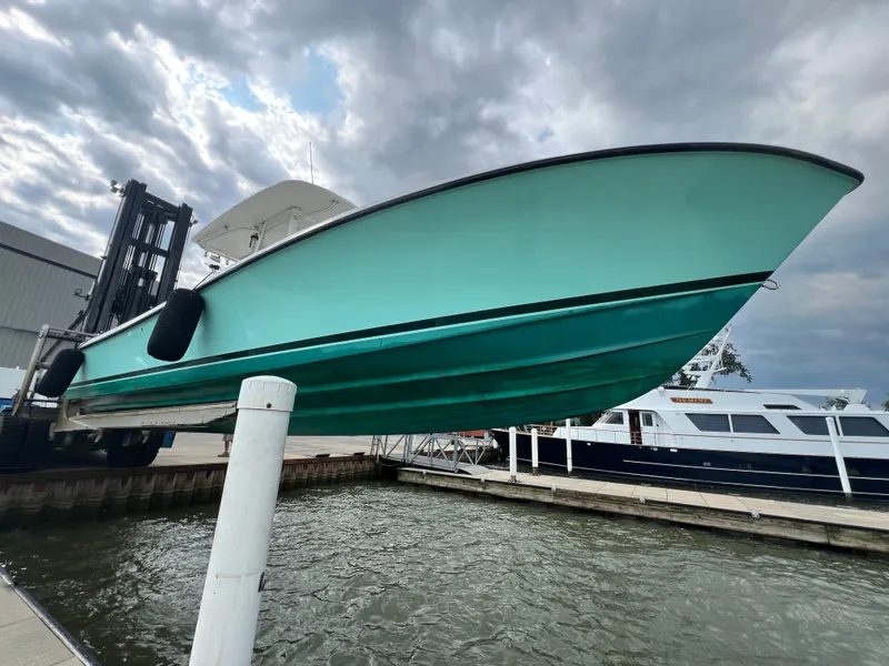 Slide: The Image of Out of water starboard side - 2