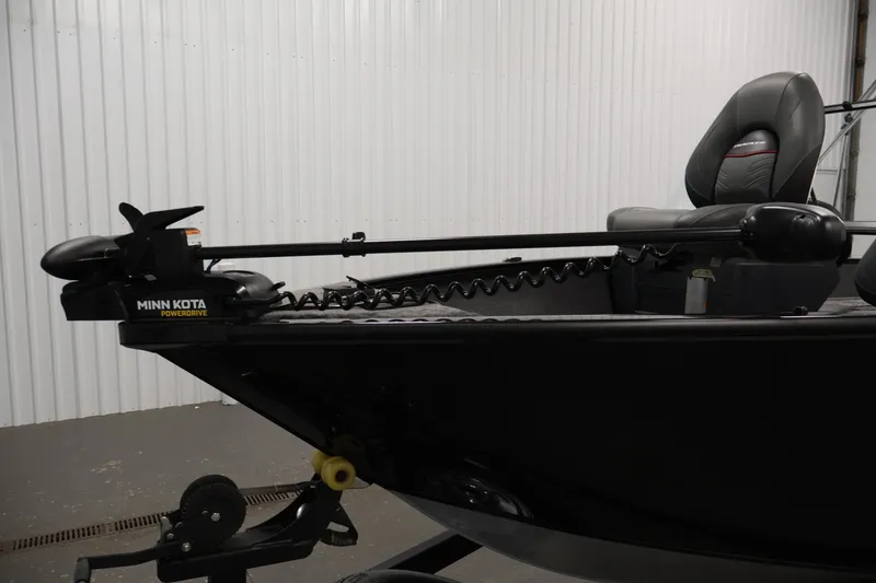 Slide: The Image of 2025 Tracker Pro Guide V-175 WT boat with Minn Kota PowerDrive trolling motor. - 11