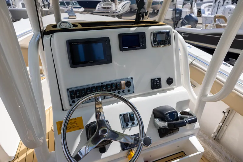 Slide: The Image of Key West 244 Center Console 2018 - 10