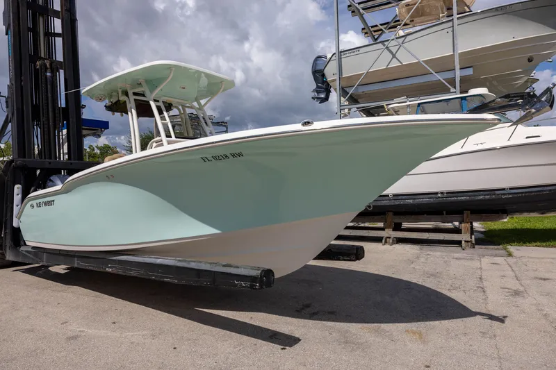 Slide: The Image of Key West 244 Center Console 2018 - 4