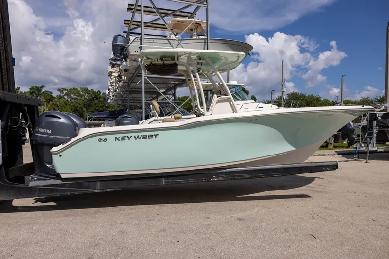 Slide: The Image of Key West 244 Center Console 2018 - 5