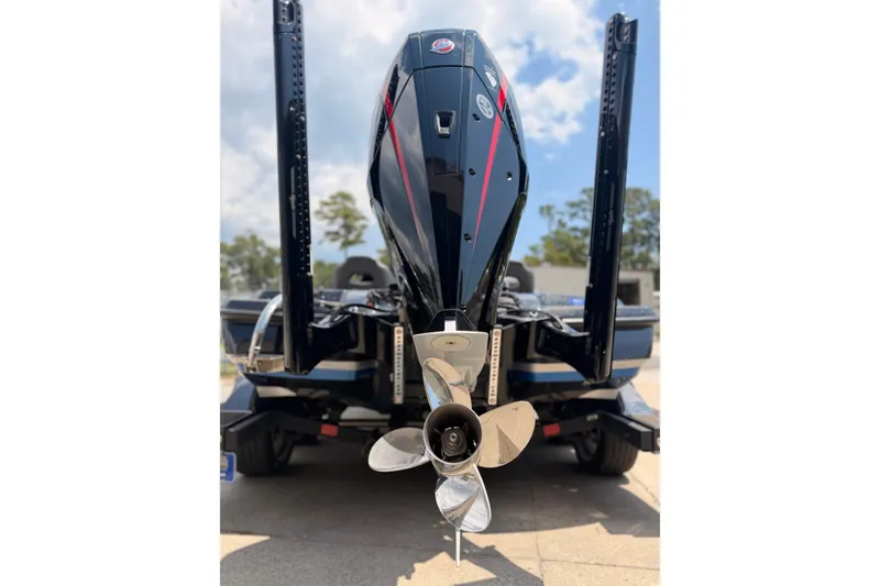 Slide: The Image of 2024 TRACKER NITRO Z21XL boat rear view with powerful outboard motor. - 5