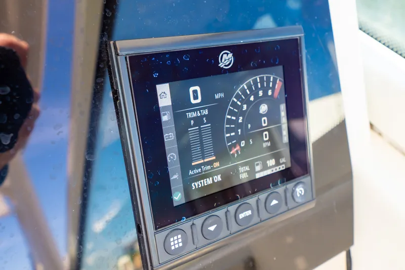 Slide: The Image of Dashboard display of a 2023 Boston Whaler 280 Vantage boat, showing speed and fuel information. - 18