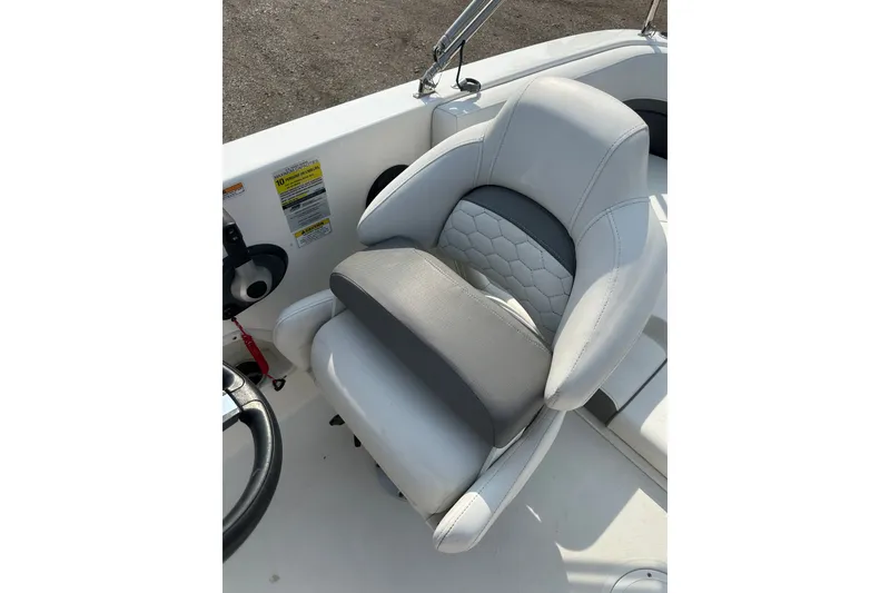 Slide: The Image of Captain's seat on 2023 Hurricane SunDeck Sport 192 RL OB boat. - 26