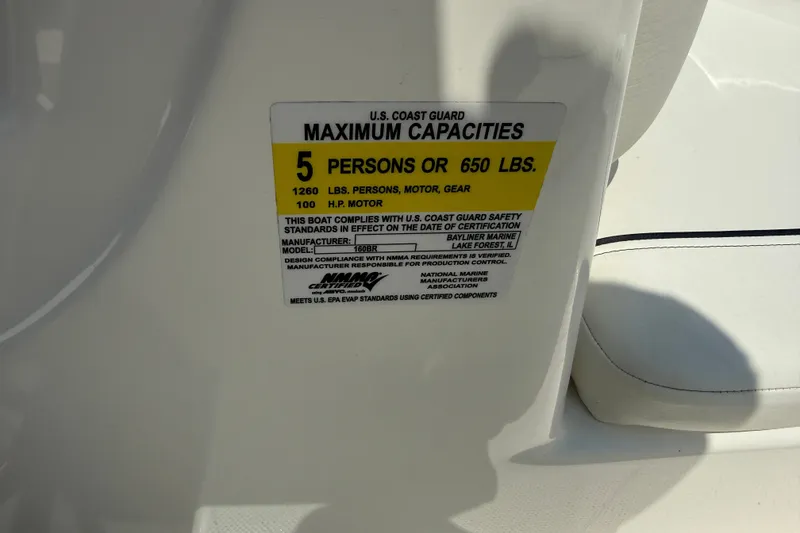 Slide: The Image of Capacity label on 2019 Bayliner 160 Bowrider, indicating 5 persons or 650 lbs. - 18