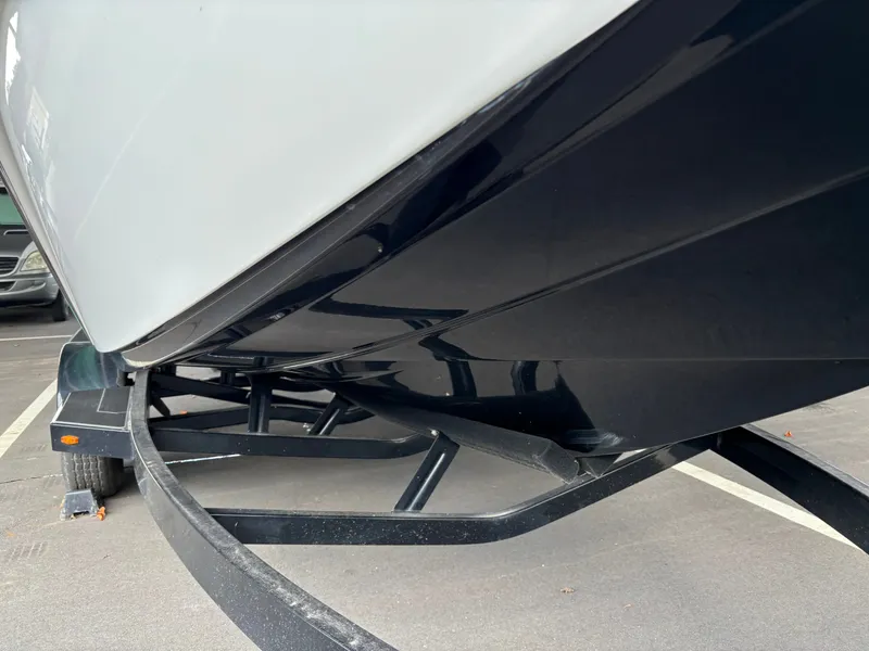 Slide: The Image of Tigé 21ZX 2020 - 24
