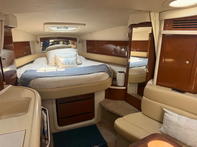 Slide: The Image of Sea Ray 340 Sundancer 2008 - 21