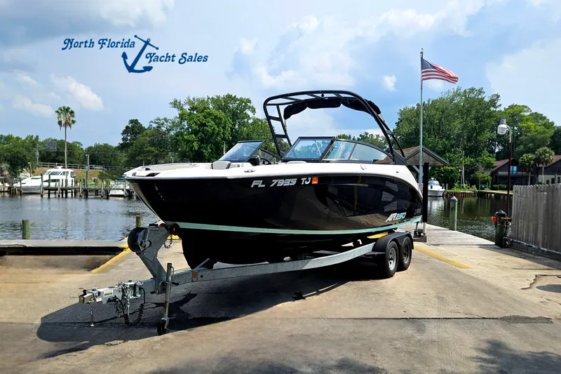 The Image of 2023 Yamaha Boats AR250 on trailer at North Florida Yacht Sales dock. - 0