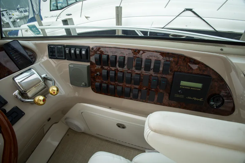 Slide: The Image of Sea Ray Sundancer 460 2003 - 13