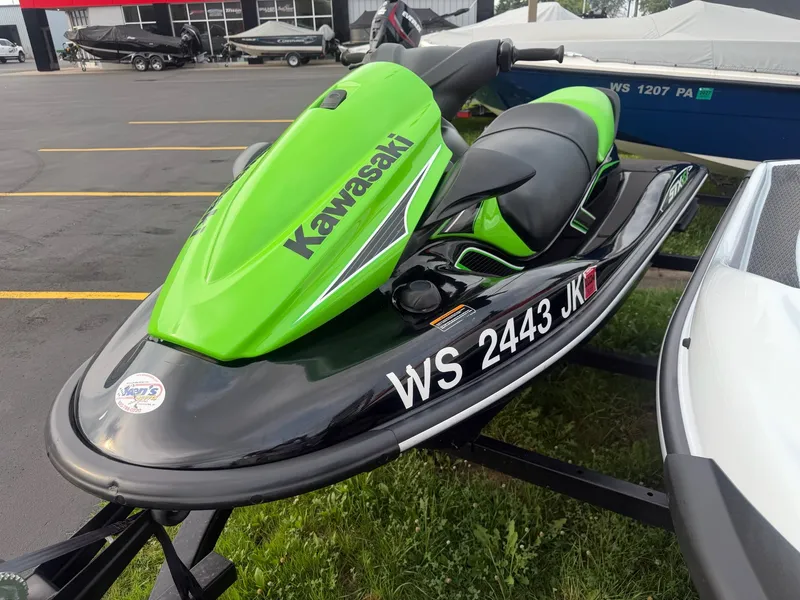 Slide: The Image of Kawasaki Stx15f 2015 - 4