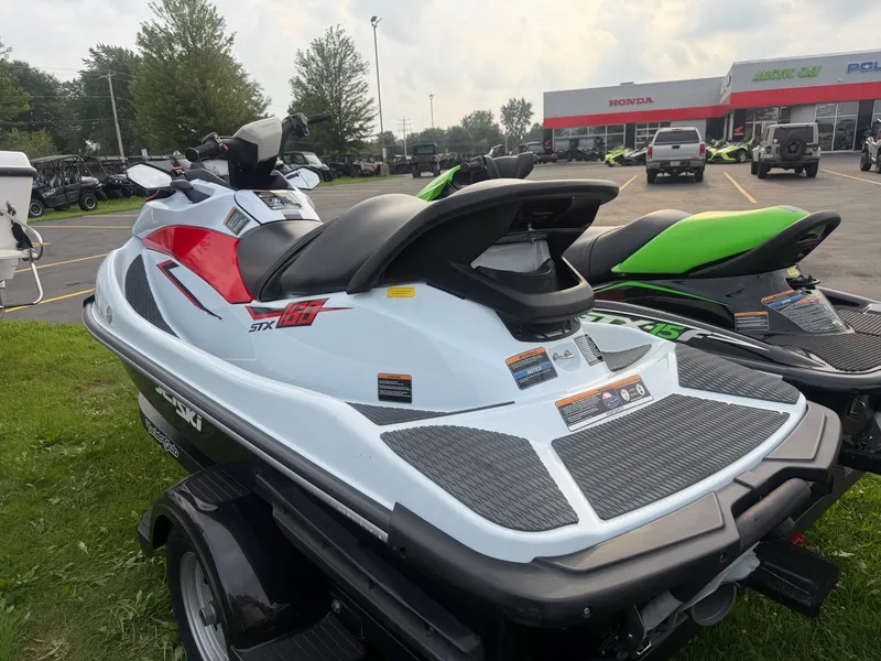 Slide: The Image of Kawasaki JET SKI STX 160 2021 - 4