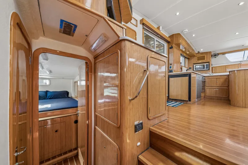 Slide: The Image of Luxurious 2010 St Francis SF 50 yacht interior with wood finish and modern amenities. - 95