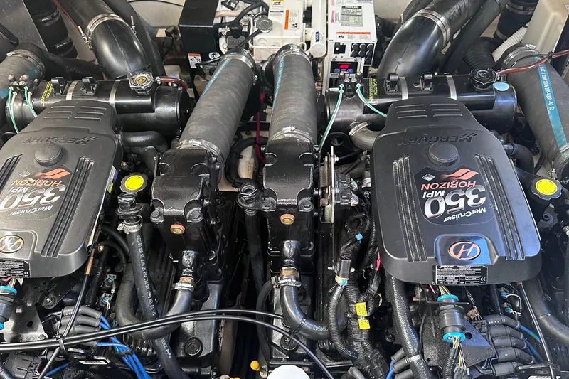 Slide: The Image of Engine compartment of a 2007 Sea Ray Sundancer 320 with twin MerCruiser 350 MPI Horizon engines. - 27