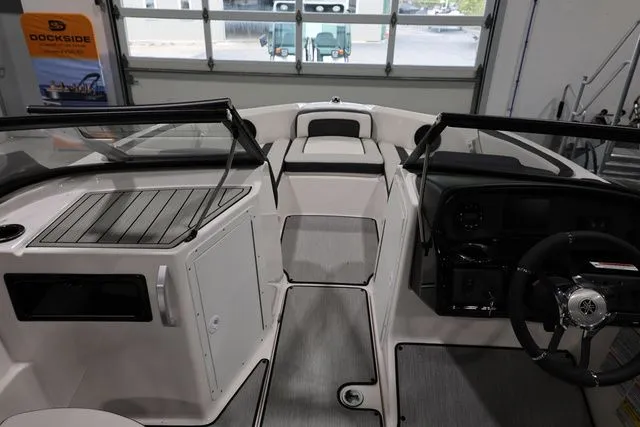 Slide: The Image of Yamaha SX195 2026 - 16