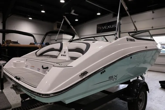 Slide: The Image of Yamaha SX195 2026 - 4