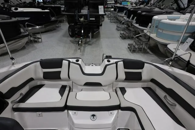 Slide: The Image of Yamaha SX195 2026 - 13
