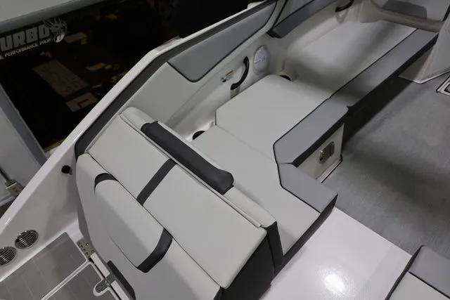Slide: The Image of Yamaha AR220 2026 - 6
