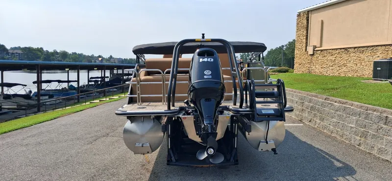 Slide: The Image of Bentley Pontoons Legacy 220 Swingback 2027 - 2