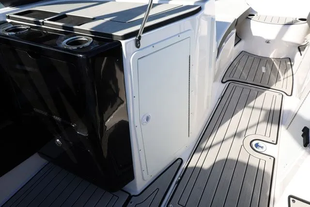 Slide: The Image of Yamaha 222S 2026 - 14