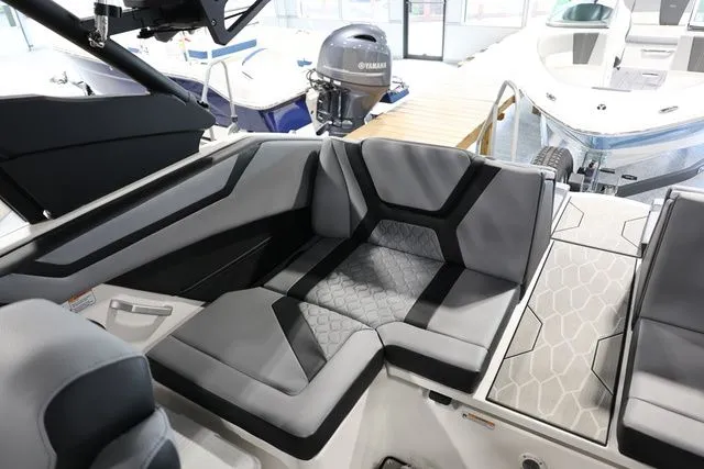 Slide: The Image of Yamaha 222XE 2026 - 10