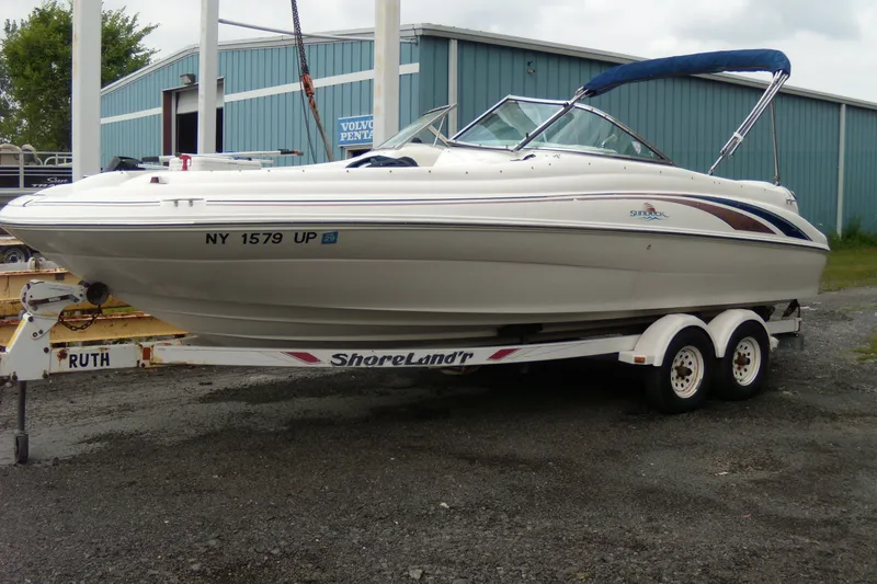 The Image of Sea Ray 210 Sundeck 1998 - undefined