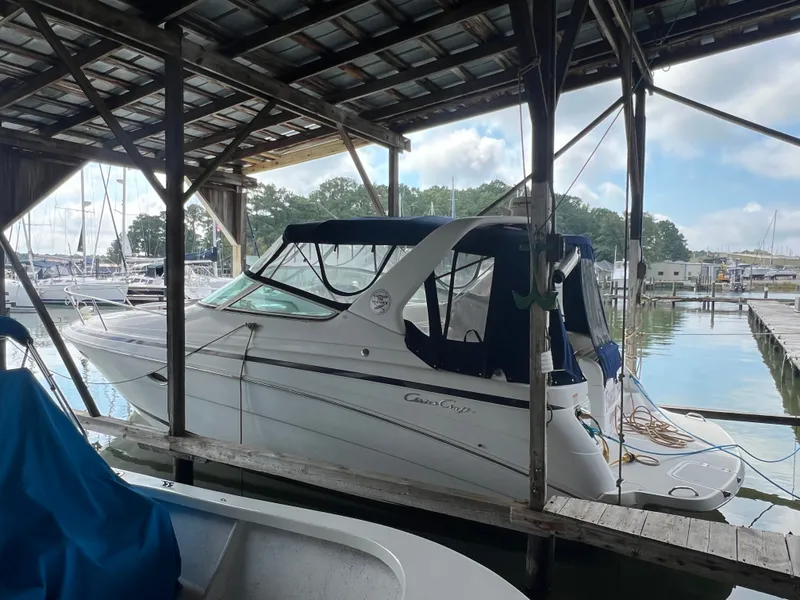 The Image of Chris-Craft 328 Express Cruiser 2002 - 0