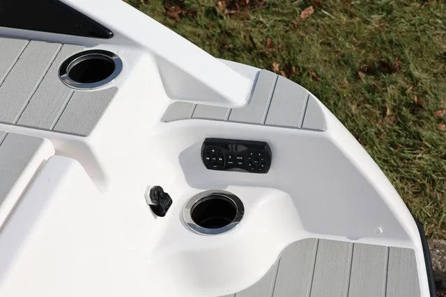 Slide: The Image of Yamaha AR250 2026 - 18