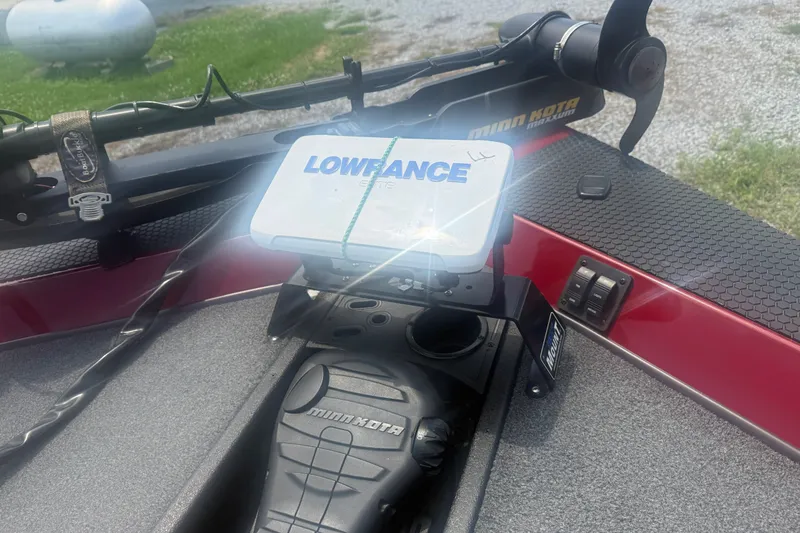 Slide: The Image of 2018 Ranger RT188 boat with Lowrance Elite fish finder and Minn Kota trolling motor. - 9