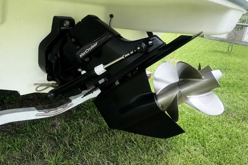 Slide: The Image of OUTDRIVE PHOTO - 41
