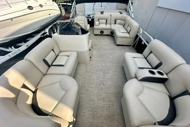 Slide: The Image of 2017 Landau Island Breeze 212 Cruise pontoon boat with spacious seating and modern design. - 4