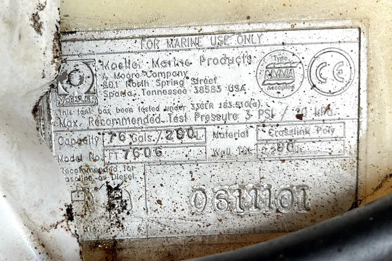 Slide: The Image of A nameplate with technical details and cables is visible. - 15
