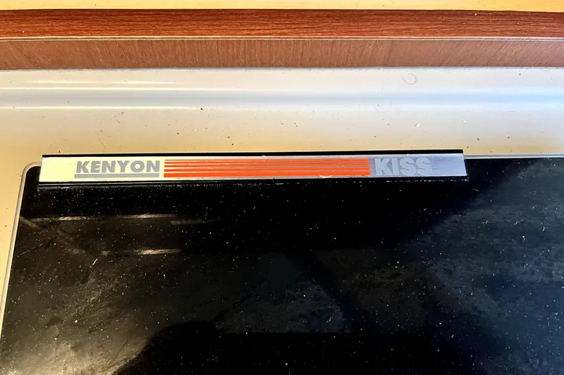 Slide: The Image of Kenyon KISS stove on 2010 Sea Ray 240 Sundancer boat. - 75