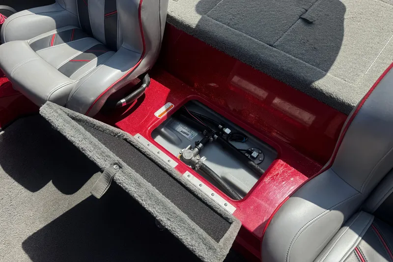 Slide: The Image of Interior of a 2018 Nitro Z18 boat showing seating and storage compartment. - 15