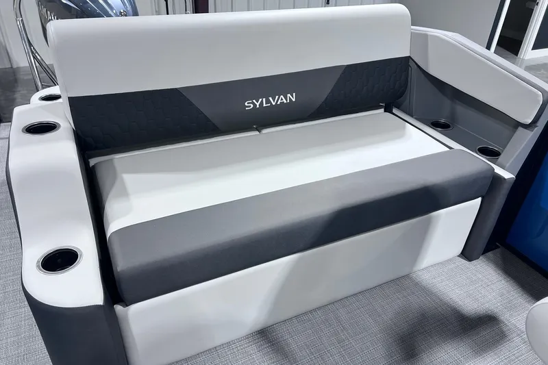 Slide: The Image of 2026 Sylvan R-22 CLZ DH boat seating with cup holders, featuring modern design and comfort. - 9