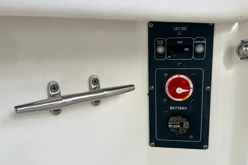 Slide: The Image of Control panel and cleat on 2015 Boston Whaler 270 Vantage boat. - 48