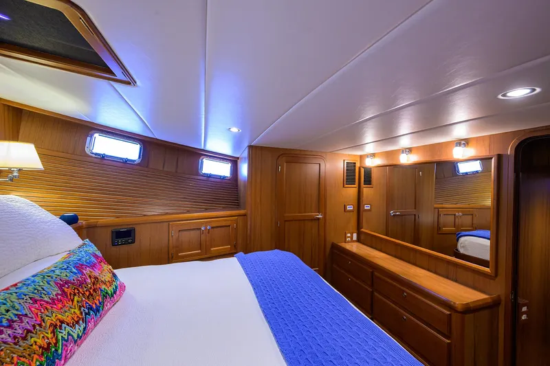 Slide: The Image of Owner's cabin looking aft - 20