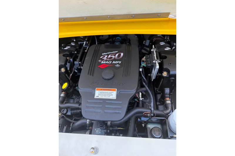 Slide: The Image of MerCruiser 350 MAG MPI engine in 2007 Crownline 21 SS boat. - 32