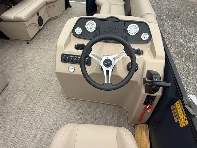 Slide: The Image of Bentley Pontoons Bentley 200 Cruise 2021 - 11