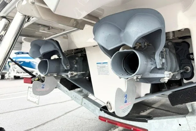Slide: The Image of 2024 Yamaha Boats 255 FSH Sport H jet propulsion system close-up. - 20