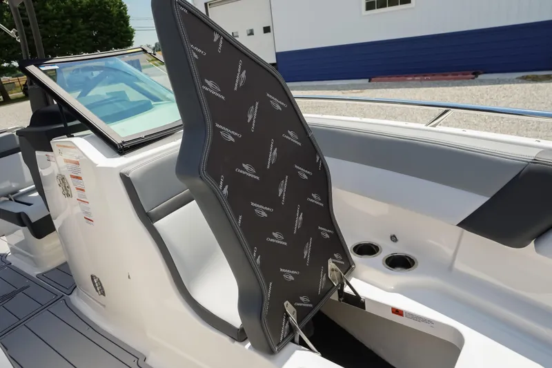 Slide: The Image of 2026 Chaparral SSX 4 boat interior with adjustable seating and cup holders. - 17